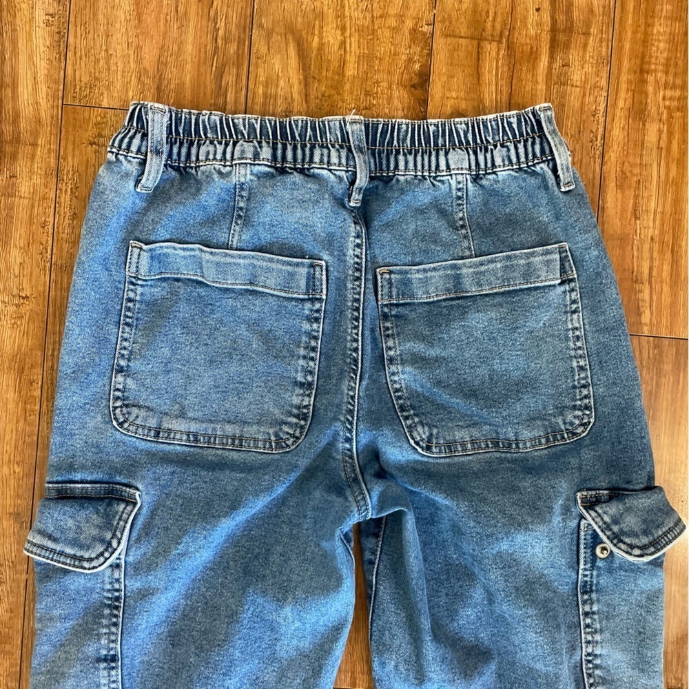 SO Women’s Blue High Waist Mom Jean Denim Cargo Joggers Pants Size 5 27 - Picture 6 of 10